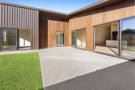 Photo of property in 120 Burdon Loop, Lake Hawea, 9382