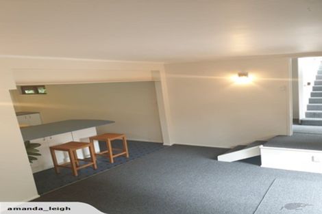 Photo of property in 87 Kauri Point Road, Laingholm, Auckland, 0604