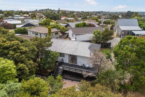 Photo of property in 1/63a Colwill Road, Massey, Auckland, 0614