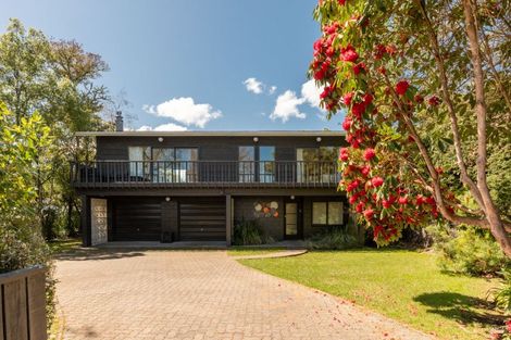 Photo of property in 20 Keitha Place, Kinloch, Taupo, 3377