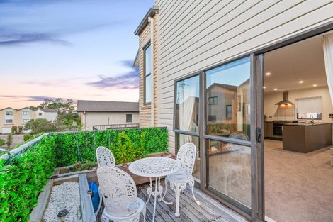 Photo of property in St Claire Village, 27/172 Mcleod Road, Te Atatu South, Auckland, 0610