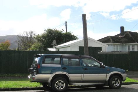 Photo of property in 1 Farmer Crescent, Taita, Lower Hutt, 5011