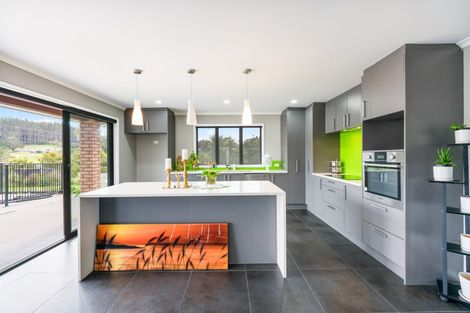 Photo of property in 165b Oraha Road, Kumeu, 0892