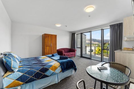 Photo of property in 16 Silverstone Drive, Cromwell, 9384