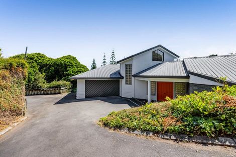 Photo of property in 6 Bushview Place, Upper Vogeltown, New Plymouth, 4310