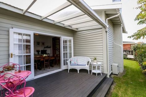 Photo of property in 16 Sanders Avenue, Westown, New Plymouth, 4310