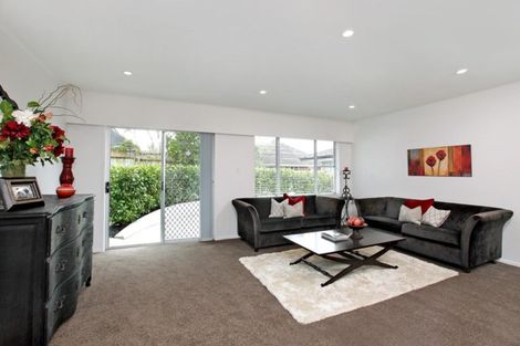 Photo of property in 2/244 Saint Heliers Bay Road, Saint Heliers, Auckland, 1071