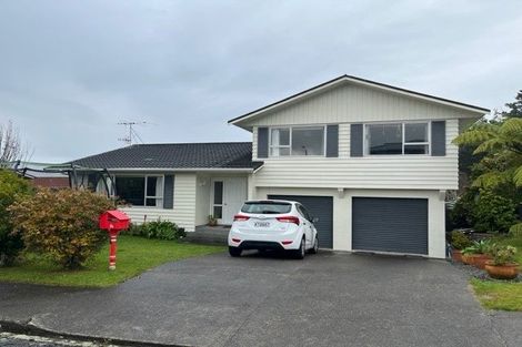 Photo of property in 14 Ardal Grove, Tirohanga, Lower Hutt, 5010
