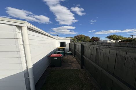 Photo of property in 27 East Street, Claudelands, Hamilton, 3214