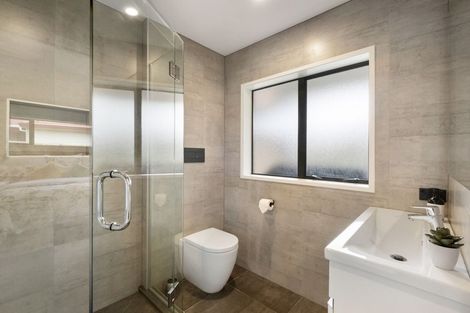 Photo of property in 9 Suncrest Drive, West Harbour, Auckland, 0618