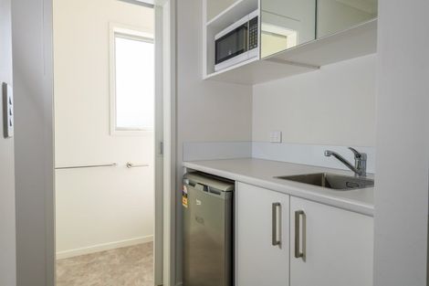 Photo of property in 2/9 Hibiscus Avenue, Hamilton Lake, Hamilton, 3204