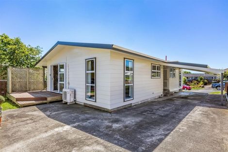Photo of property in 62 Huanui Street, Ranui, Porirua, 5024