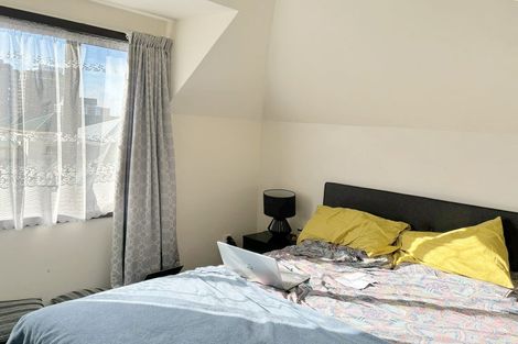 Photo of property in 240 The Terrace, Wellington Central, Wellington, 6011