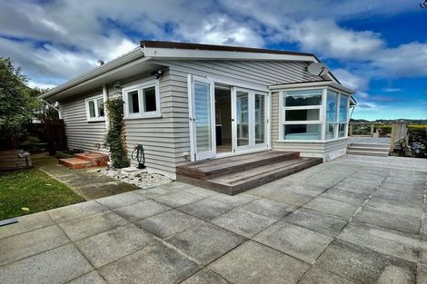 Photo of property in 29 Seatoun Heights Road, Miramar, Wellington, 6022