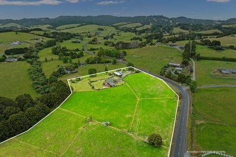 Photo of property in 29 Pataua Road North, Whareora, Whangarei, 0175