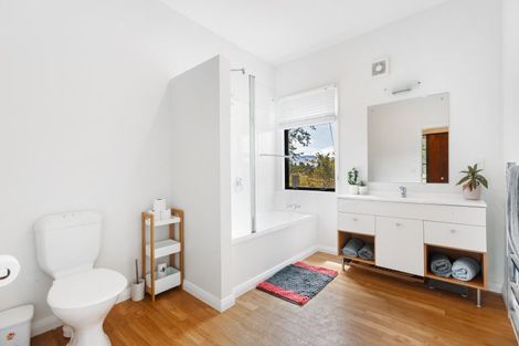 Photo of property in 154 Hillview Road, Alexandra, 9391