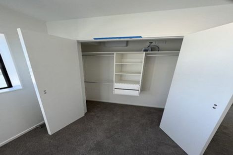 Photo of property in 10/535 Swanson Road, Ranui, Auckland, 0612