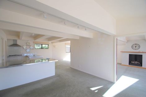 Photo of property in 3 Sarah Way, Crofton Downs, Wellington, 6035