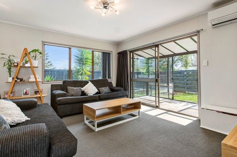Photo of property in 35 Matavai Street, Mount Maunganui, 3116