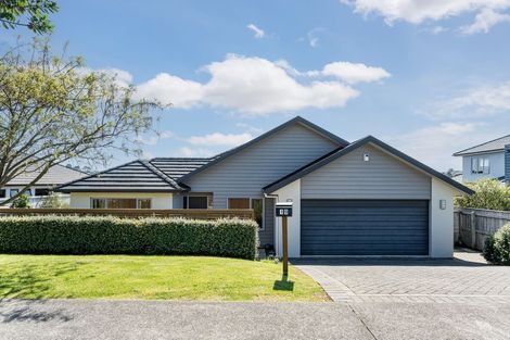 Photo of property in 19 Tongariro Drive, Aotea, Porirua, 5024