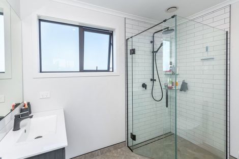 Photo of property in 16 Ross Taylor Lane, Masterton, 5810