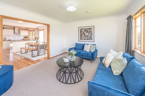 Photo of property in 5 Hurworth Place, College Estate, Whanganui, 4500