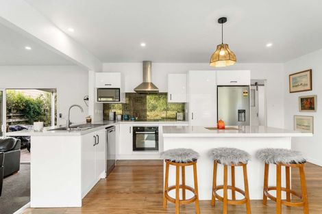 Photo of property in 128 Sharyn Place, Whangamata, 3620