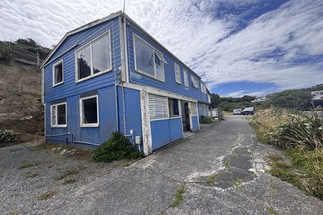 Photo of property in 66 Owhiro Bay Parade, Owhiro Bay, Wellington, 6023