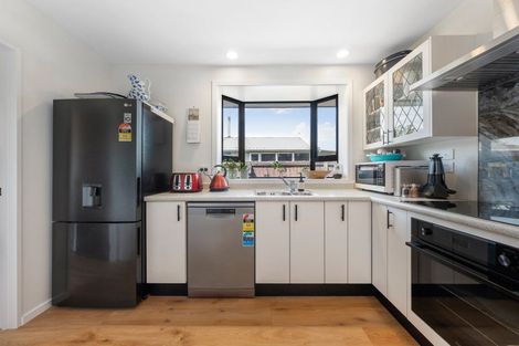 Photo of property in 45 Dunbarton Street, Redwood, Christchurch, 8051