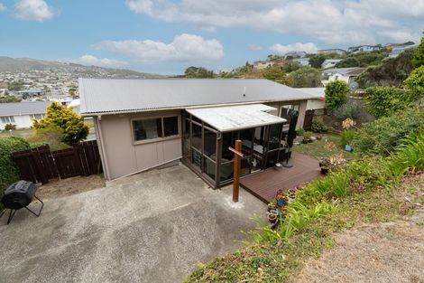 Photo of property in 27 Inlet View, Titahi Bay, Porirua, 5022