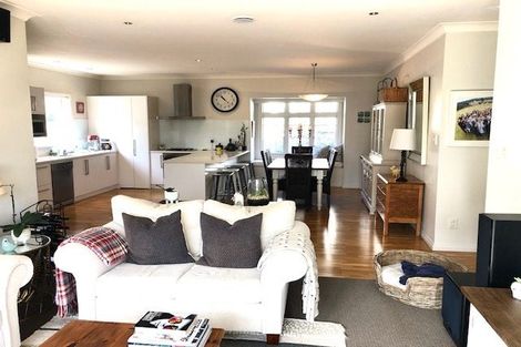 Photo of property in 1/11 Alfred Street, Northcote Point, Auckland, 0627