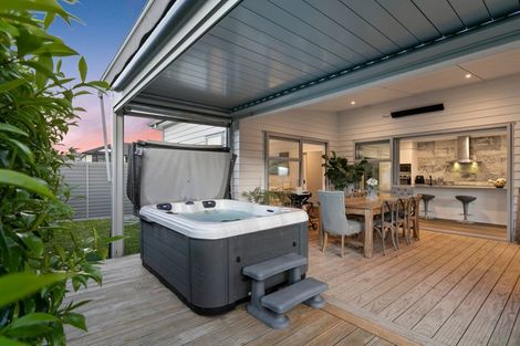 Photo of property in 58 Puhirake Crescent, Pyes Pa, Tauranga, 3112