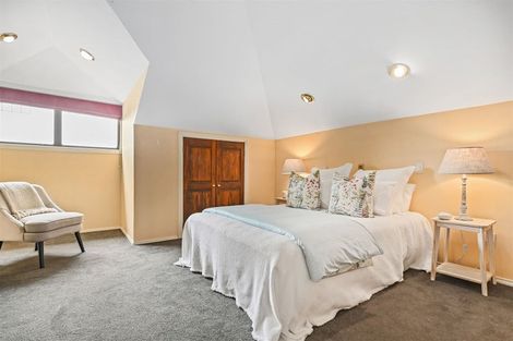 Photo of property in 6 Elmwood Road, Strowan, Christchurch, 8052