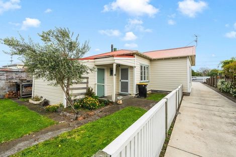 Photo of property in 118 Lincoln Road, Masterton, 5810
