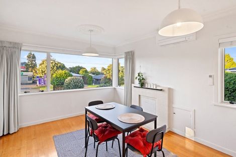 Photo of property in 242 Ngatai Road, Otumoetai, Tauranga, 3110