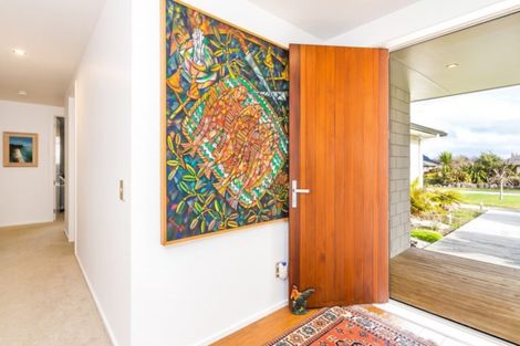 Photo of property in 94 Lisland Drive, Kinloch, Taupo, 3377