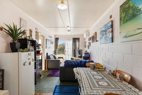 Photo of property in 242c Huatoki Street, Upper Vogeltown, New Plymouth, 4310