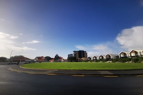 Photo of property in 8 Marlborough Crescent, Hobsonville, Auckland, 0616