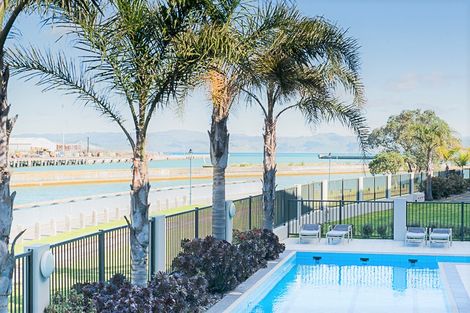 Photo of property in 112/2 Reads Quay, Gisborne, 4010