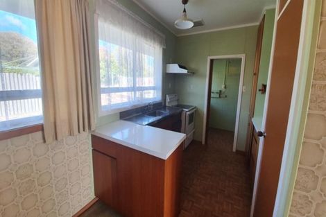 Photo of property in 9 Barrett Street, Westown, New Plymouth, 4310