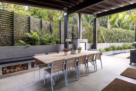 Photo of property in 209 Delamore Drive, Oneroa, Waiheke Island, 1081