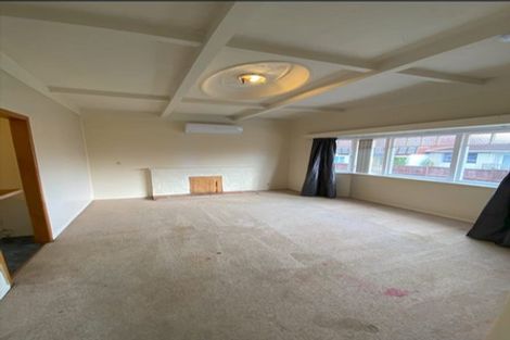 Photo of property in 1/3170 Great North Road, New Lynn, Auckland, 0600