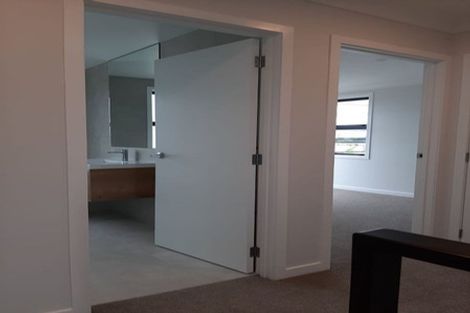 Photo of property in 18 Riria Crescent, Takanini, 2112