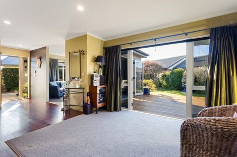 Photo of property in 13 Callum Court, Rototuna, Hamilton, 3210