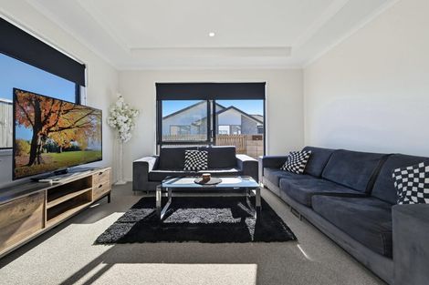 Photo of property in 8 Friesian Way, Papamoa, 3118