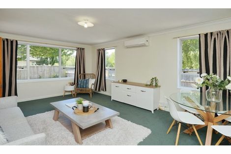 Photo of property in 4/120 Saint James Avenue, Papanui, Christchurch, 8053
