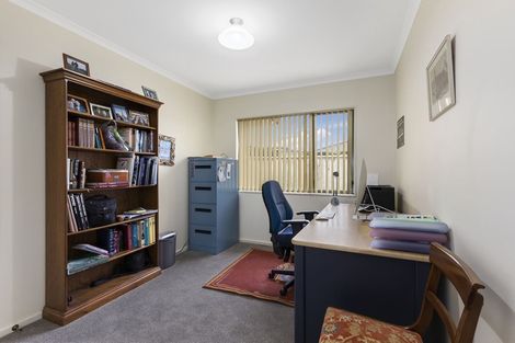 Photo of property in 44 Mary Huse Grove, Manor Park, Lower Hutt, 5019