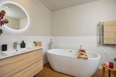 Photo of property in 6 Robins Way, Pokeno, 2471