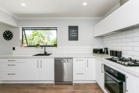 Photo of property in 1a Ypres Street, Greenmeadows, Napier, 4112