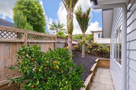 Photo of property in 13b Wharf Road, Te Atatu Peninsula, Auckland, 0610